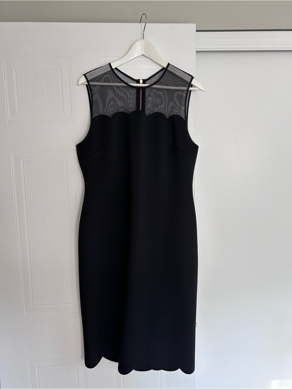 Ted Baker London Black Sleeveless Midi Dress with Scallop Trim size 5